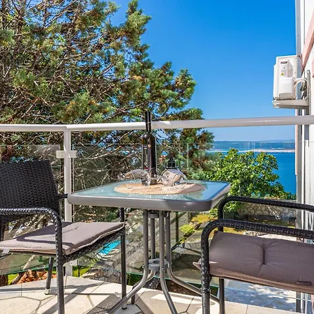 Bella Adria Apartmani Dramalj Exterior foto