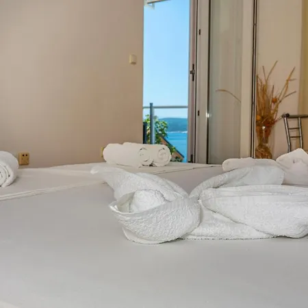 Bella Adria Apartmani Dramalj Exterior foto